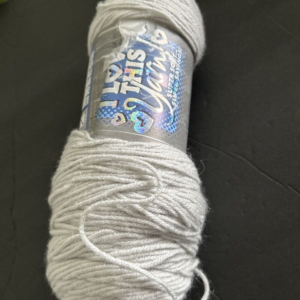 I Love This Yarn! #190 Light Gray 4-ply Medium Weight 100% Acrylic 7oz
